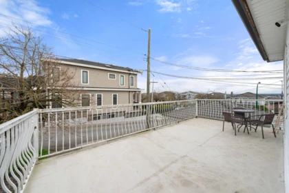 Hot Tub / Spa Photo of 7882 Windsor Street, Vancouver, BC