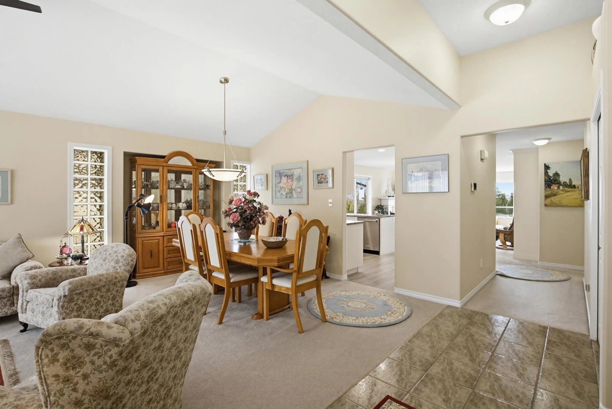Family Room Photo of 33772 Grewall Crescent, Mission, BC