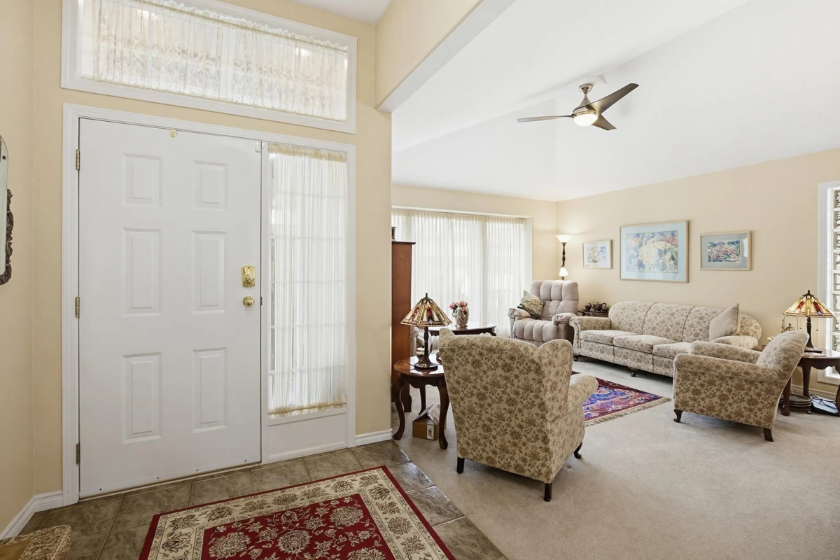 Living Room Photo of 33772 Grewall Crescent, Mission, BC