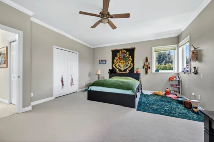 Hallway Photo of 9493 163 Street, Surrey, BC