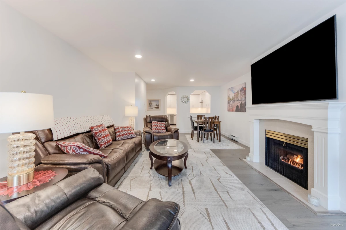 Family Room Photo of 308 4955 River Road, Delta, BC