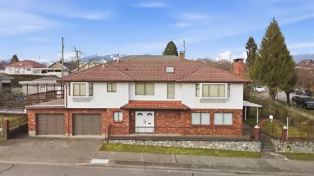 2693 E Georgia Street, Vancouver, BC, Vancouver — Single Family Residence for sale