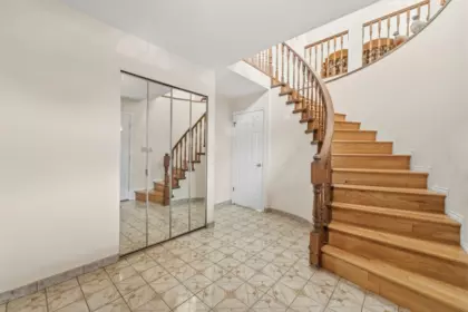 2693 E Georgia Street, Vancouver, BC, Vancouver — Single Family Residence for sale