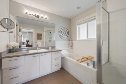 Powder Room Photo of 259 172a Street, Surrey, BC