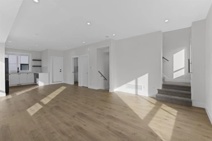 Basement Recreation Room Photo of 37 12635 63 Avenue, Surrey, BC
