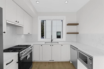 Powder Room Photo of 37 12635 63 Avenue, Surrey, BC