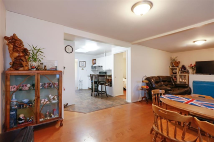 Kitchen Island Photo of 12646 E 114 Avenue, Surrey, BC
