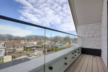 Outdoor Deck Photo of 2 2425 Kitchener Street, Vancouver, BC
