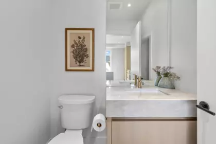 Powder Room Photo of 2 2425 Kitchener Street, Vancouver, BC