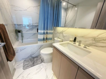 Primary Bathroom Photo of 1001 8611 Hazelbridge Way, Richmond, BC