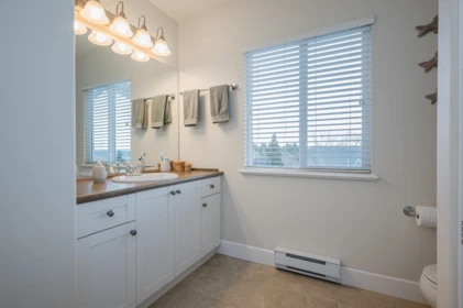 Laundry Room Photo of 20484 67a Avenue, Langley, BC