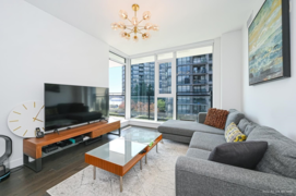 701 3200 Corvette Way, Richmond, BC
