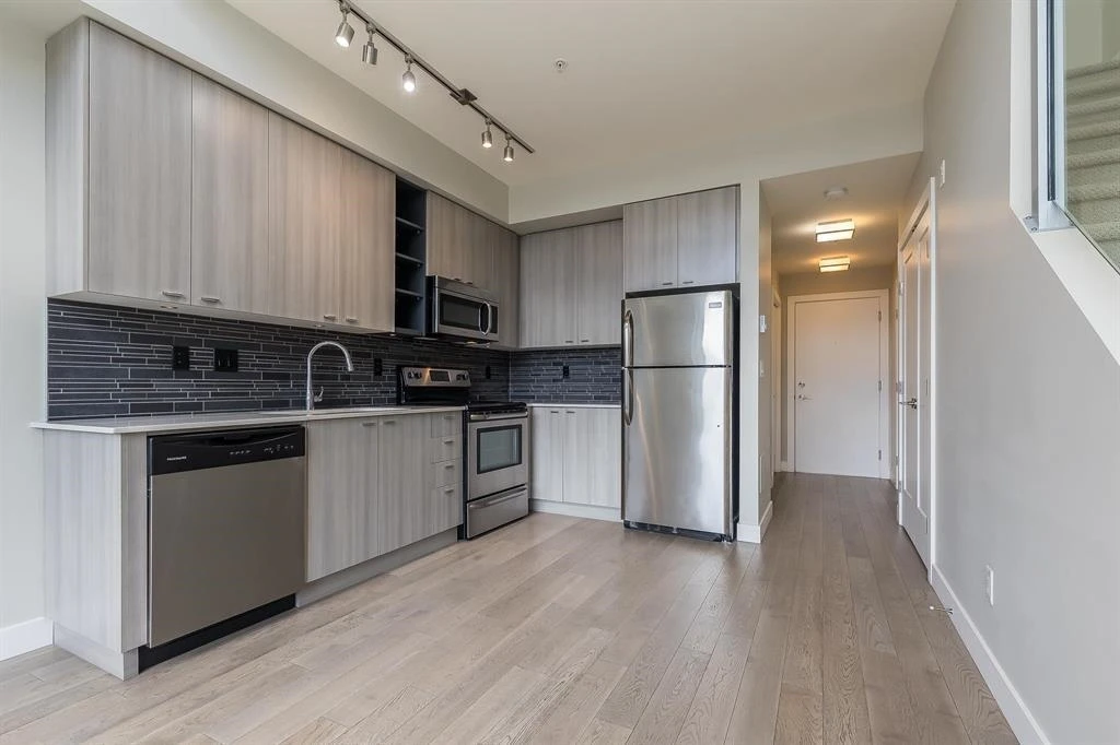 Dining Area Photo of 301 3090 Gladwin Road, Abbotsford, BC
