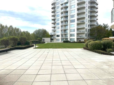 Fitness Center Photo Near 1402 7760 Granville Avenue, Richmond, BC