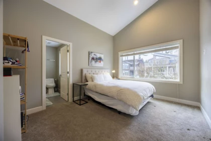 Mudroom Photo of 1407 Strawline Hill Street, Coquitlam, BC