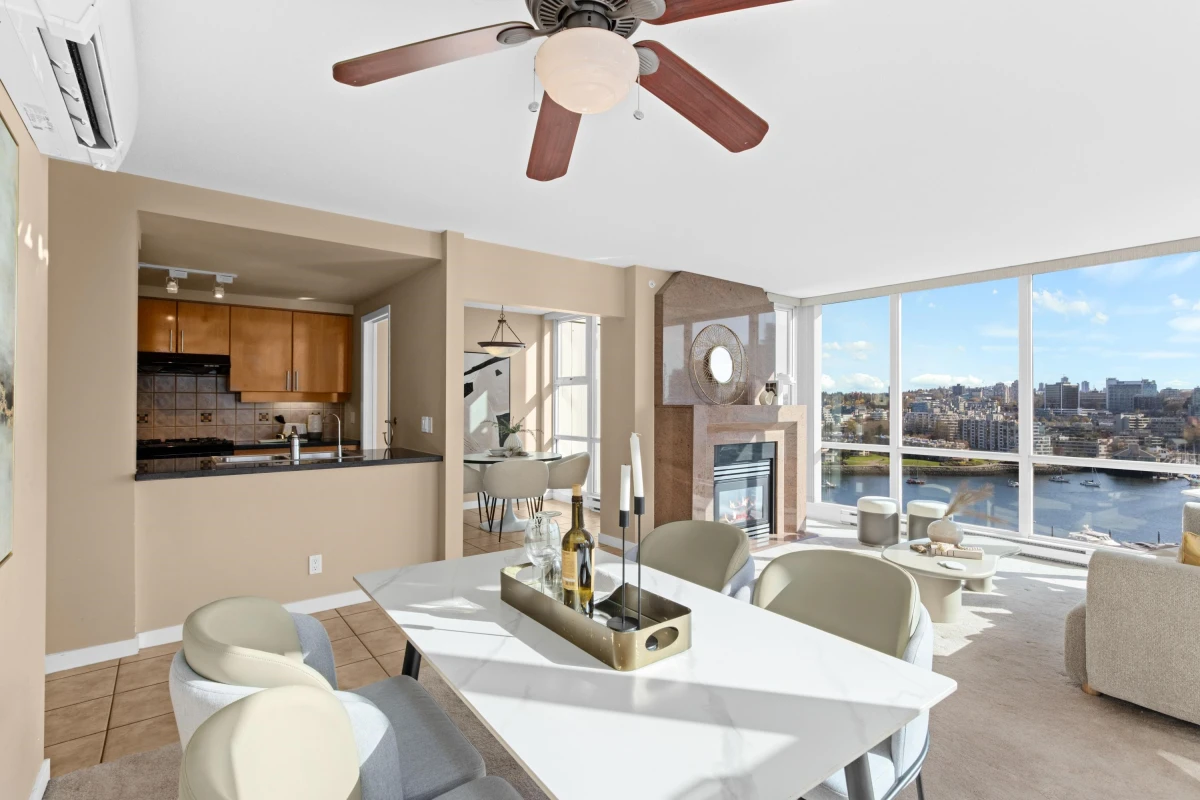 Dining Area Photo of 1703 1077 Marinaside Crescent, Vancouver, BC