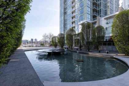 Front Yard Photo of 1703 1077 Marinaside Crescent, Vancouver, BC