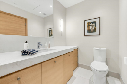 Hot Tub / Spa Photo of 501 1510 W 6th Avenue, Vancouver, BC
