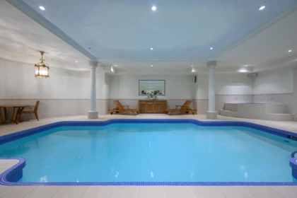 Hot Tub / Spa Photo of 1316 Connaught Drive, Vancouver, BC