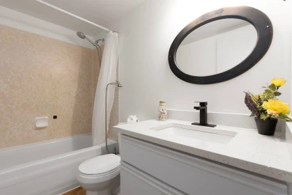 Guest Bathroom Photo of 213 2750 Fuller Street, Abbotsford, BC