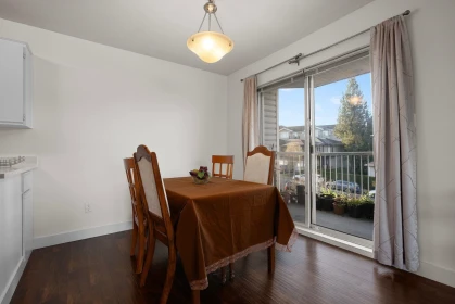 Kitchen Island Photo of 213 2750 Fuller Street, Abbotsford, BC