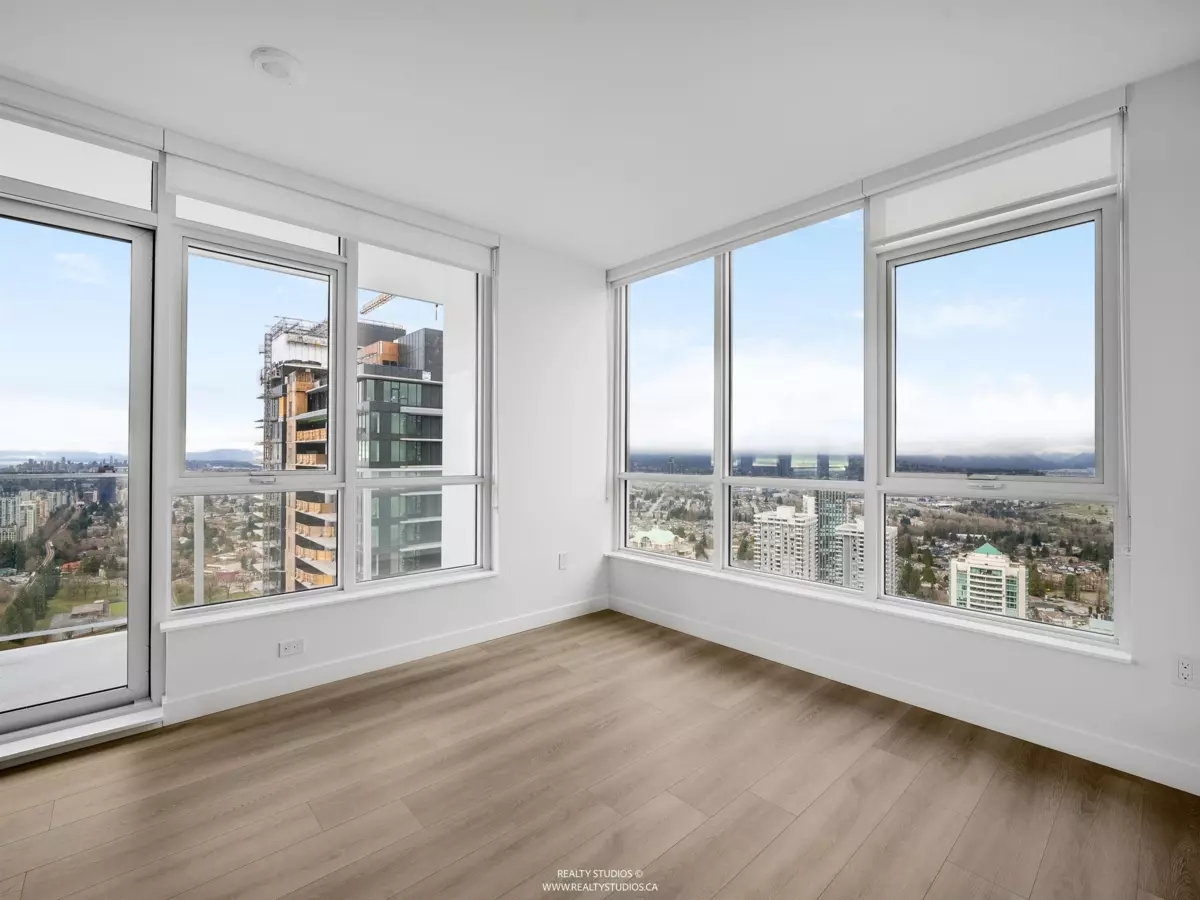 Living Room Photo of 3501 6087 Wilson Avenue, Burnaby, BC