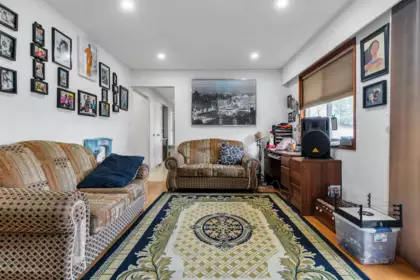 Basement Recreation Room Photo of 10292 River Road, Delta, BC