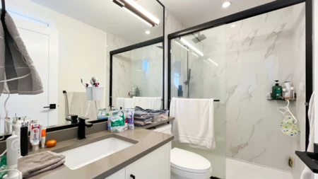 Office / Den Photo of 5086 Manor Street, Burnaby, BC