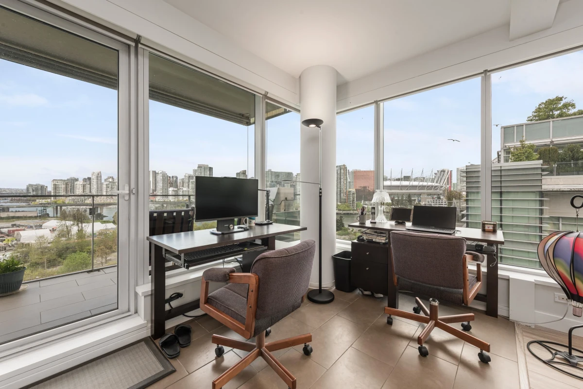 Family Room Photo of 1009 181 W 1st Avenue, Vancouver, BC