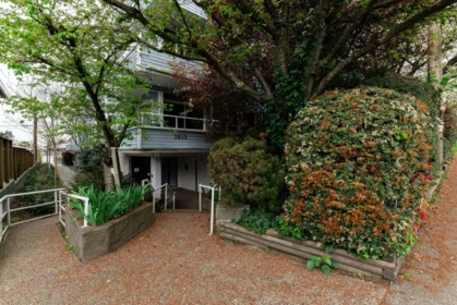 Office / Den Photo of 303 2615 Lonsdale Avenue, North Vancouver, BC