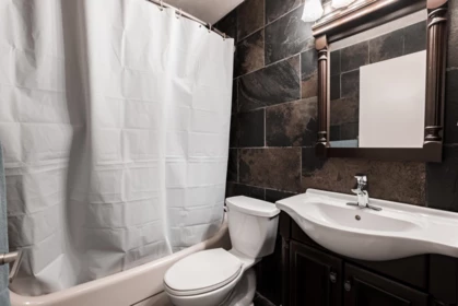 Walk-In Closet Photo of 303 2615 Lonsdale Avenue, North Vancouver, BC