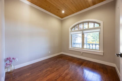 Breakfast Nook Photo of 2309 154 Street, Surrey, BC