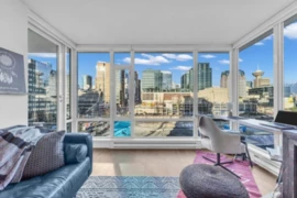 909 161 W Georgia Street, Vancouver, BC