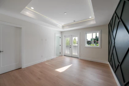 Hallway Photo of 2219 Lynden Street, Abbotsford, BC