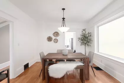Walk-In Closet Photo of 838 E Pender Street, Vancouver, BC
