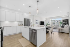 503 22633 Selkirk Avenue, Maple Ridge, BC