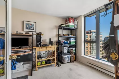 Mudroom Photo of 1604 739 Princess Street, New Westminster, BC