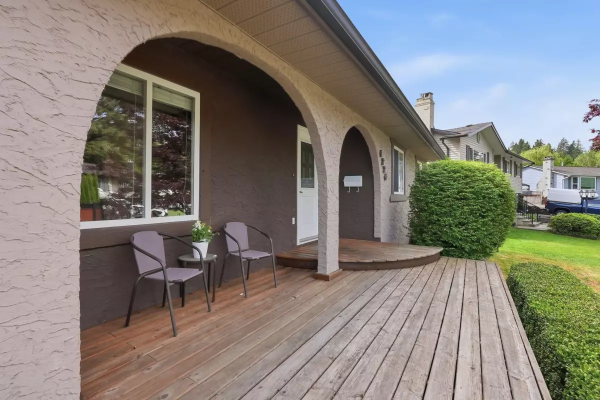 Dining Area Photo of 4774 206a Street, Langley, BC