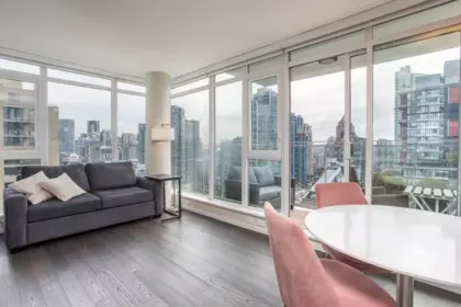 1805 1351 Continental Street, Vancouver, BC, Vancouver — Apartment/Condo for sale