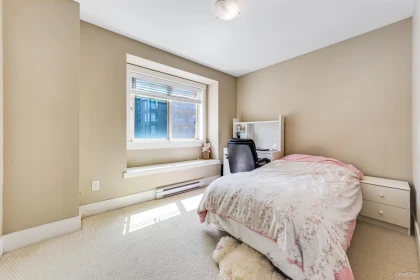 Entry Foyer Photo of 216 7168 Stride Avenue, Burnaby, BC