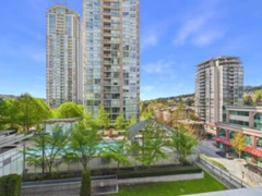 807 2978 Glen Drive, Coquitlam, BC