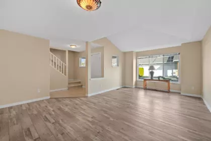 62 6885 184 Street, Surrey, BC, Surrey — Townhouse for sale