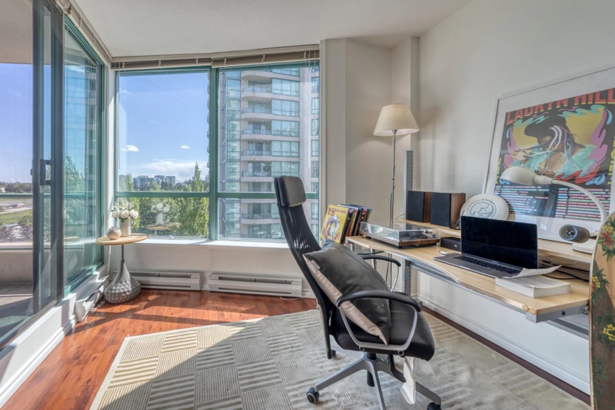 Dining Area Photo of 701 8851 Lansdowne Road, Richmond, BC