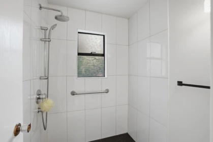 Hallway Photo of 909 Seymour Boulevard, North Vancouver, BC