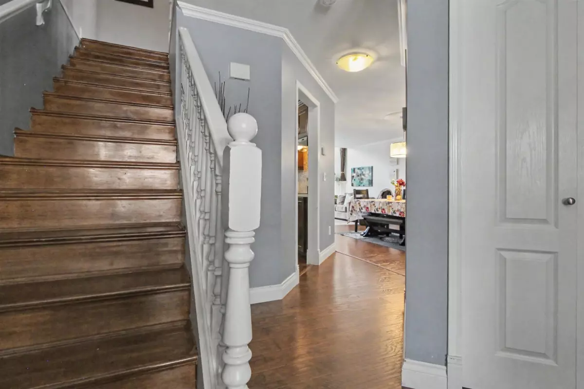 Dining Area Photo of 12 12165 75 Avenue, Surrey, BC