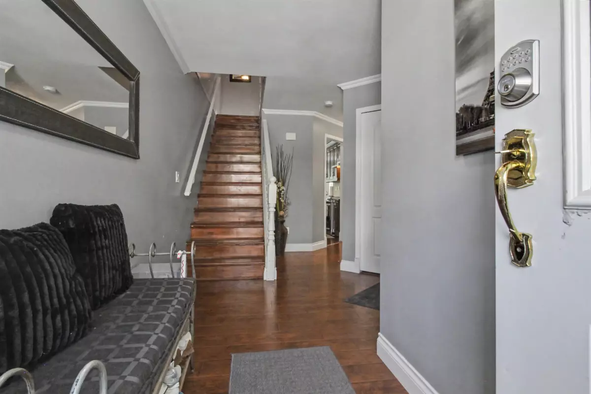 Family Room Photo of 12 12165 75 Avenue, Surrey, BC