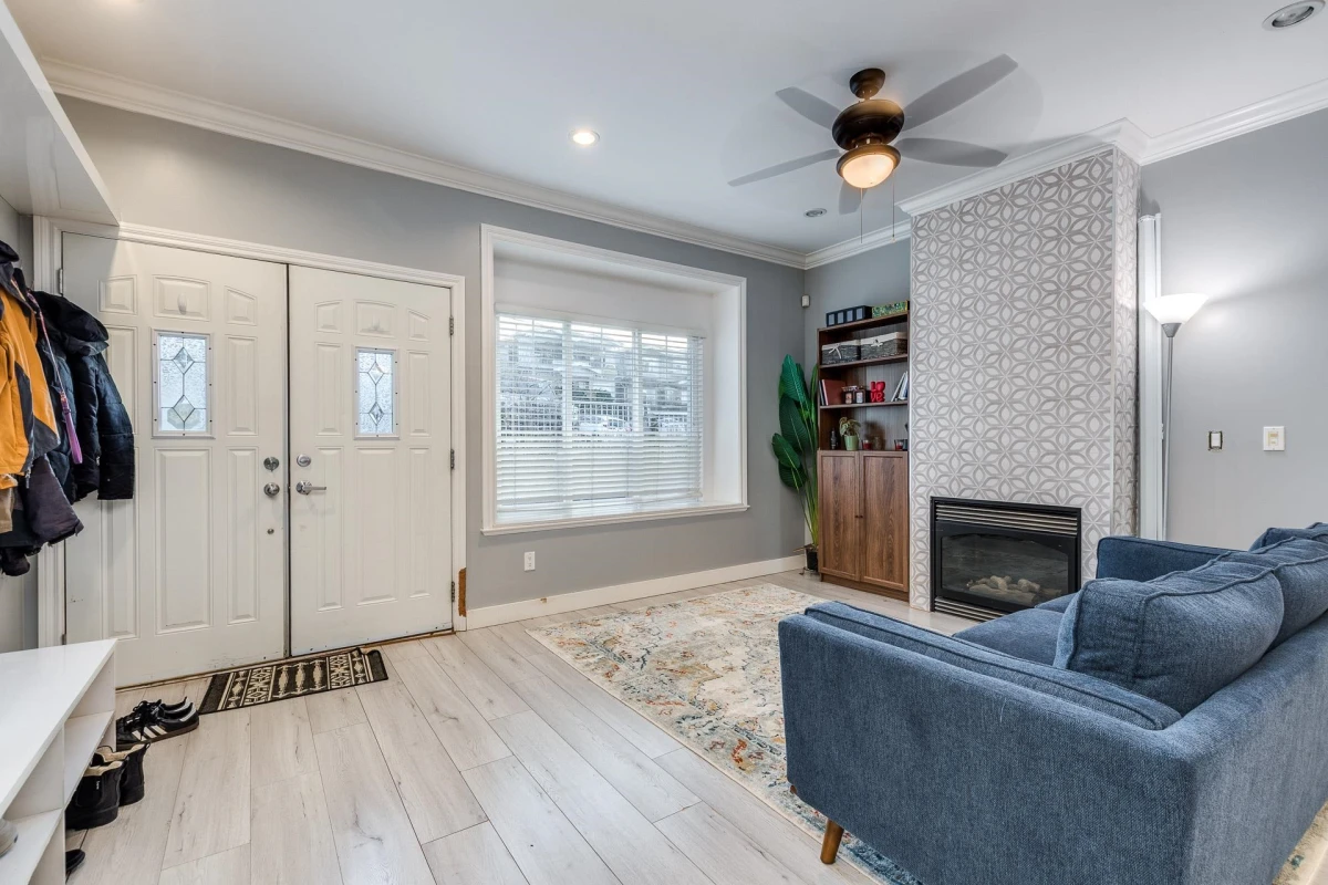 Family Room Photo of 5131 Manor Street, Burnaby, BC