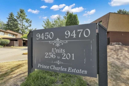 252 9452 Prince Charles Boulevard, Surrey, BC, Surrey — Townhouse for sale