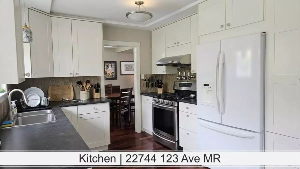 Family Room Photo of 22744 123rd Avenue, Maple Ridge, BC