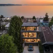 15519 Columbia Avenue, White Rock, BC